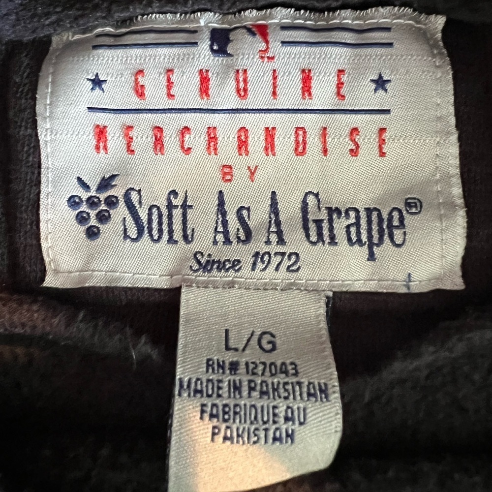 Pittsburgh Pirates Women’s sweatshirt, size large, ‘soft as a grape’ brand, cowl - Picture 7 of 10